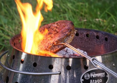 Rib Eye Steak über dem offenen Feuer – Picanha Style